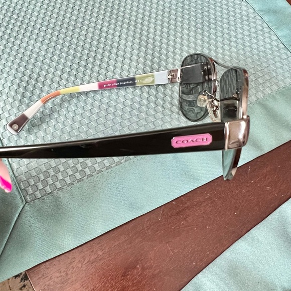 Coach Sunglasses - Picture 5 of 7